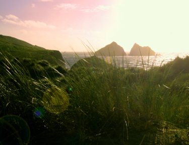 Holywell_Bay_Evening_-_panoramio wikimedia need to attribute to owner